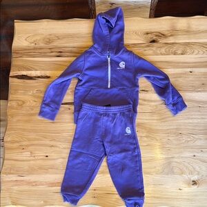 Carhartt Purple Sweatshirt and Joggers Set